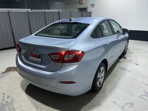 Used 2018 Chevrolet Cruze LS FWD image 26