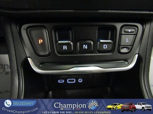 Used 2020 GMC Terrain Denali w/ GMC Pro Grade Package AWD/4WD image 41