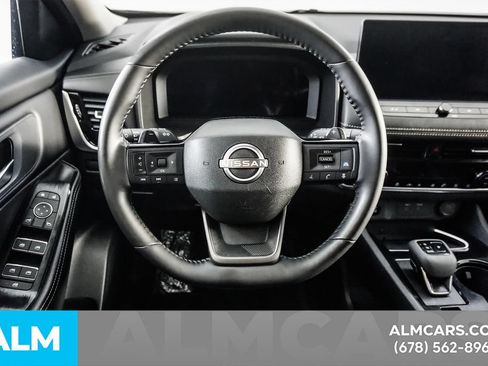 Used 2026 Nissan Rogue SL FWD image 24