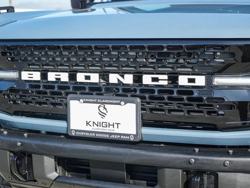 Used 2023 Ford Bronco Wildtrak image 6