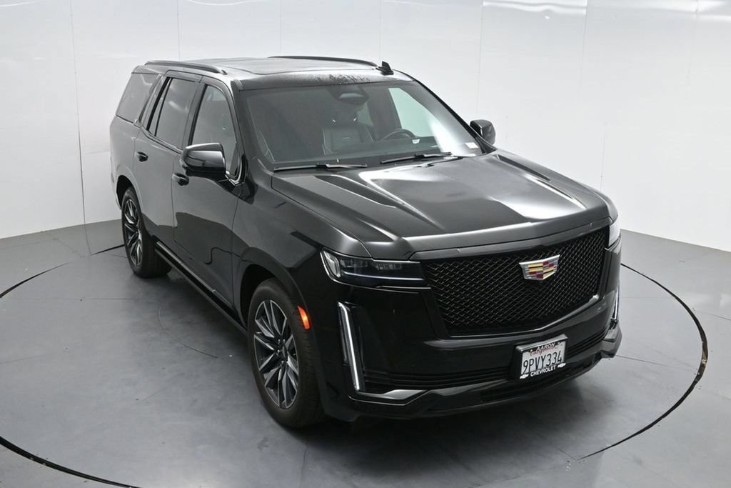 Used 2024 Cadillac Escalade Sport w/ Touring Package AWD/4WD image 11