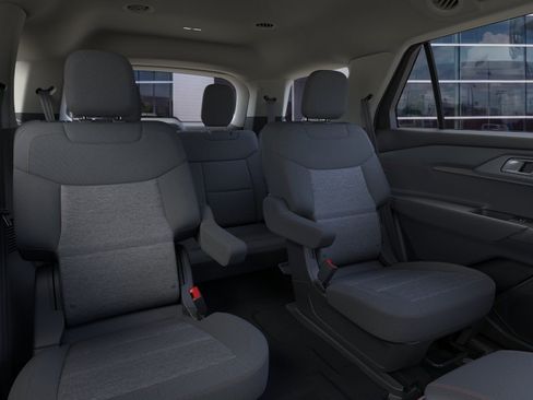 New 2026 Ford Explorer Active RWD image 13