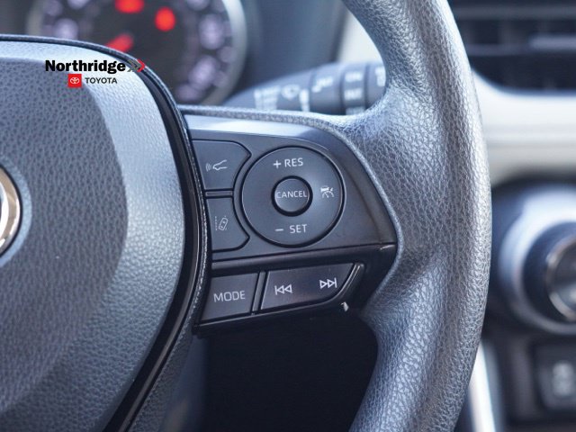 Used 2019 Toyota RAV4 XLE w/ Carpet Mat Package FWD image 21