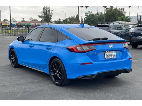 Used 2024 Honda Civic Sport image 3