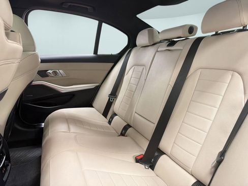 Used 2020 BMW 330i xDrive Sedan w/ M Sport Package AWD/4WD image 25