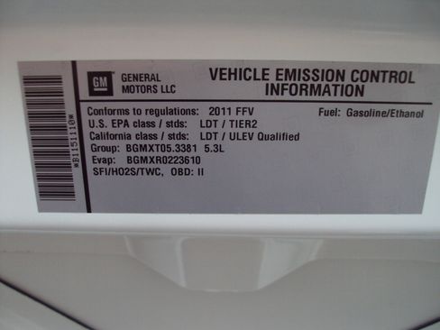 Used 2011 Chevrolet Express 1500 AWD image 29