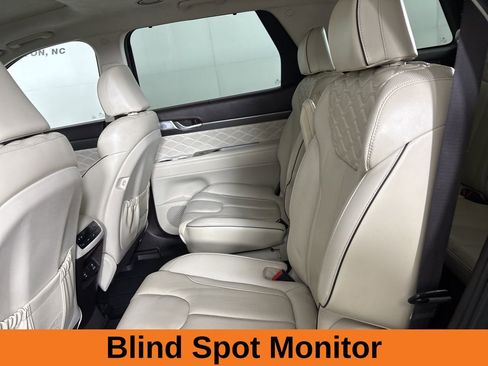 Used 2020 Hyundai Palisade Limited image 24