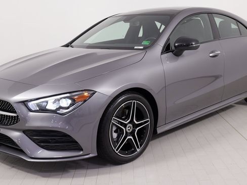 Used 2023 Mercedes-Benz CLA 250 4MATIC image 4