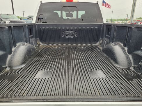 Used 2016 Ford F150 XLT w/ Equipment Group 302A Luxury AWD/4WD image 28