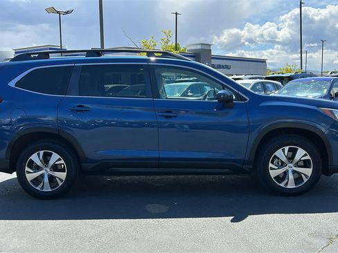 Certified 2022 Subaru Ascent Premium w/ Convenience Package AWD/4WD image 5