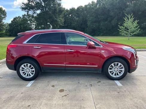 Used 2019 Cadillac XT5 FWD image 8