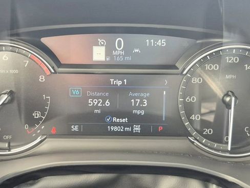 Used 2025 Cadillac XT6 Premium Luxury AWD/4WD image 9