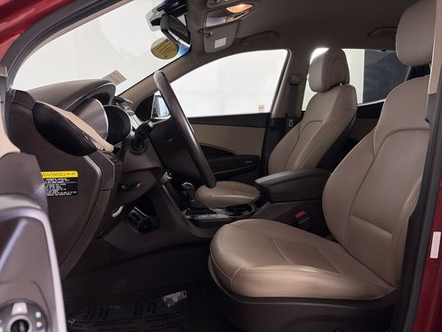Used 2017 Hyundai Santa Fe Sport FWD image 9