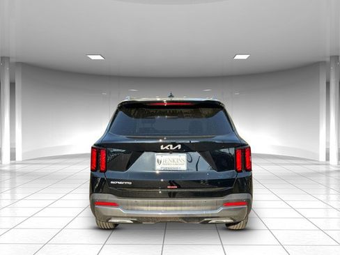 New 2025 Kia Sorento S w/ Panoramic Sunroof Package image 4