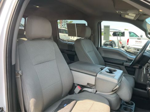 Used 2015 Ford F150 XLT w/ Equipment Group 302A Luxury RWD image 24