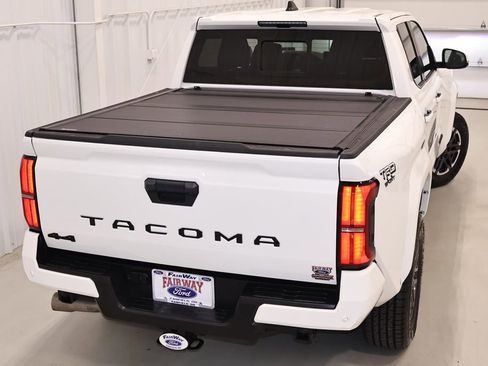 Used 2024 Toyota Tacoma TRD Sport w/ TRD Sport Upgrade Package AWD/4WD image 44