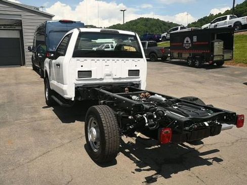 New 2026 Ford F350 XL AWD/4WD image 9