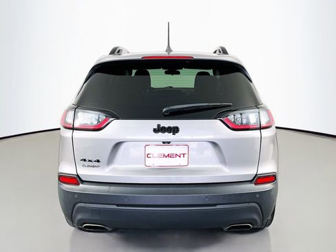 Used 2020 Jeep Cherokee Latitude Plus w/ Cold Weather Group AWD/4WD image 8