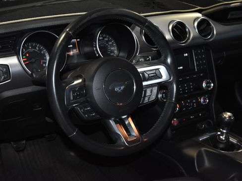 Used 2018 Ford Mustang GT image 2