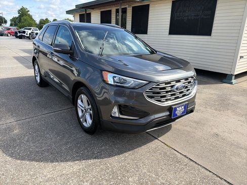 Used 2019 Ford Edge SEL FWD image 10