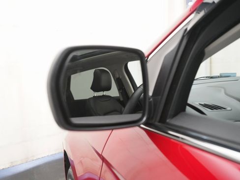 Used 2024 Ford Edge SEL w/ Convenience Package image 25