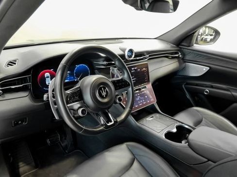 Used 2023 Maserati Grecale GT AWD/4WD image 4