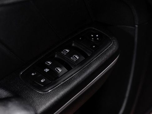 Used 2015 Dodge Charger SXT image 49