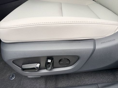 New 2026 Lexus RX 350h AWD/4WD image 13