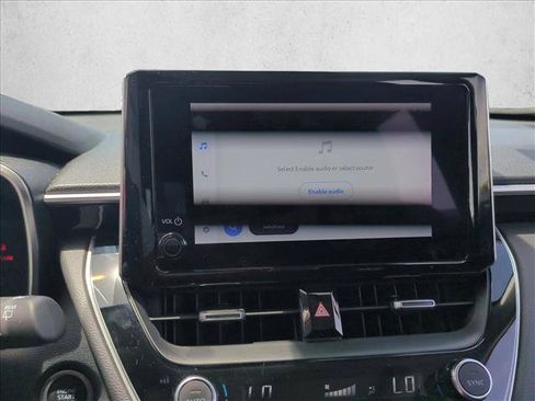 Used 2023 Toyota Corolla Cross XLE w/ Convenience Package FWD image 13