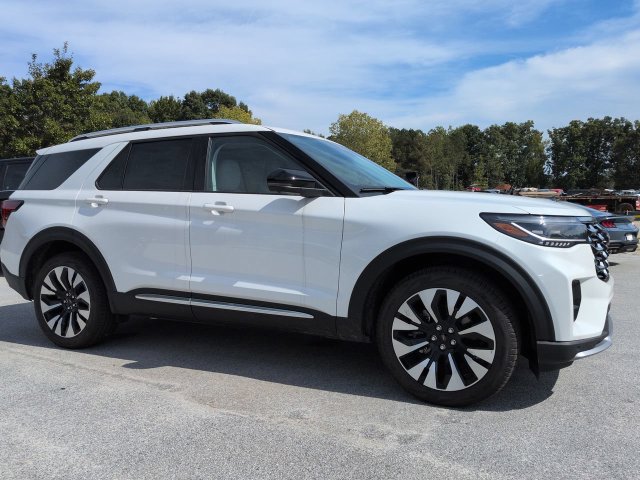 New 2026 Ford Explorer Platinum w/ LUX Leather Package AWD/4WD image 2