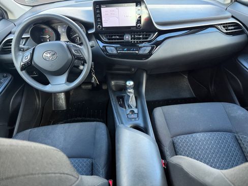 Used 2021 Toyota C-HR LE image 10