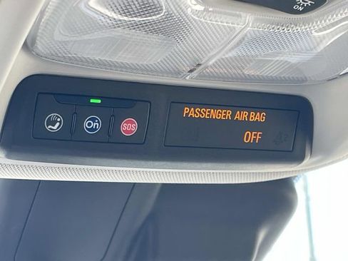 Used 2021 Chevrolet TrailBlazer LS FWD image 25