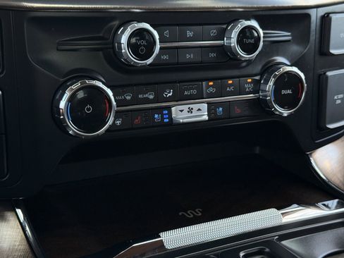 Used 2024 Ford F150 King Ranch w/ FX4 Off-Road Package image 21