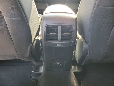 Certified 2020 Ford Escape SE FWD image 15