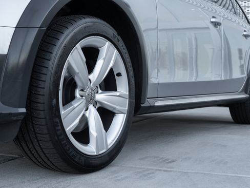 Used 2015 Audi A4 Premium Plus w/ Technology Package image 29