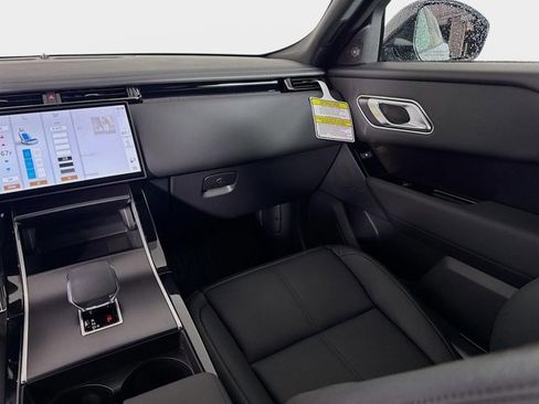 New 2026 Land Rover Range Rover Velar Dynamic SE AWD/4WD image 26