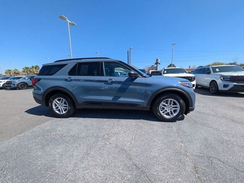 New 2026 Ford Explorer Active w/ Active Comfort Package image 3