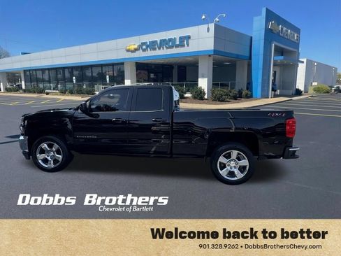 Used 2018 Chevrolet Silverado 1500 LT w/ All Star Edition AWD/4WD image 4