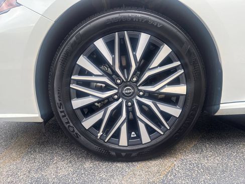 Used 2026 Nissan Altima 2.5 SV FWD image 30