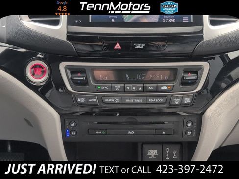 Used 2017 Honda Pilot Elite image 29