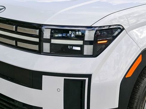 New 2026 Hyundai Santa Fe SE image 13