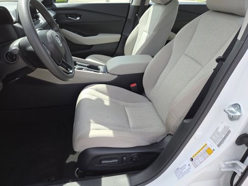 Used 2024 Honda Accord EX image 25