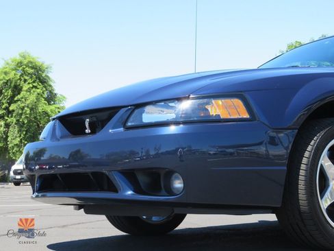 Used 2001 Ford Mustang Cobra RWD image 39