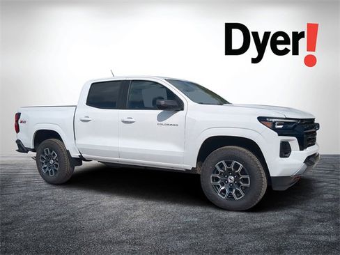 New 2025 Chevrolet Colorado Z71 image 1