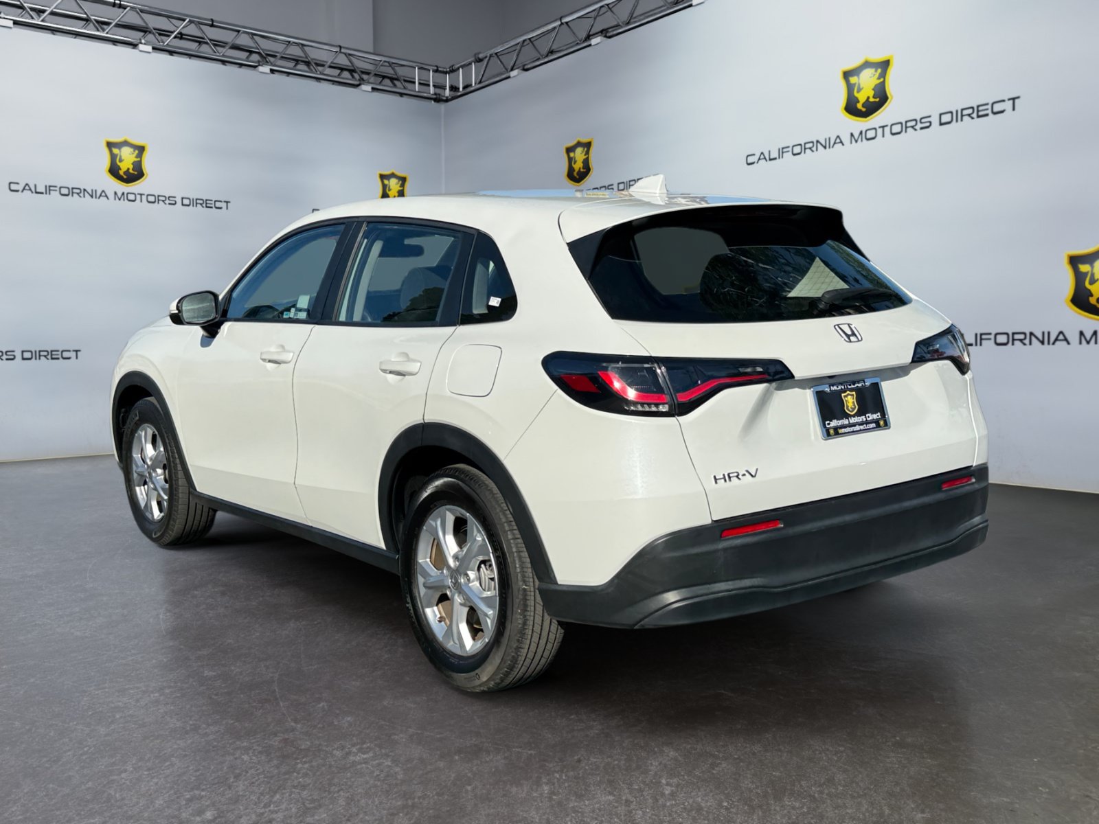 Used 2024 Honda HR-V LX image 3
