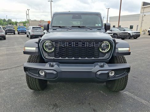 Used 2026 Jeep Wrangler Unlimited Sport AWD/4WD image 4