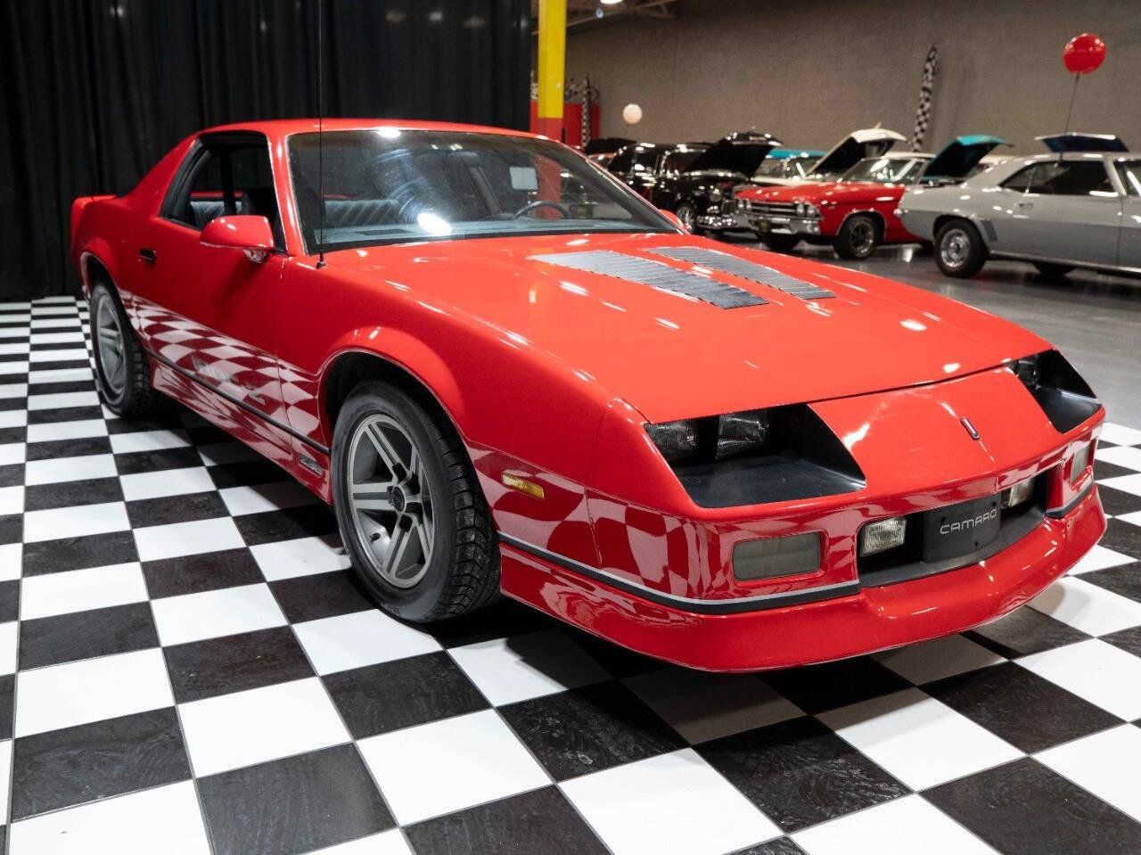 Used 1987 Chevrolet Camaro Z28 RWD image 10