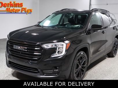 Used 2022 GMC Terrain SLT w/ Infotainment Package II