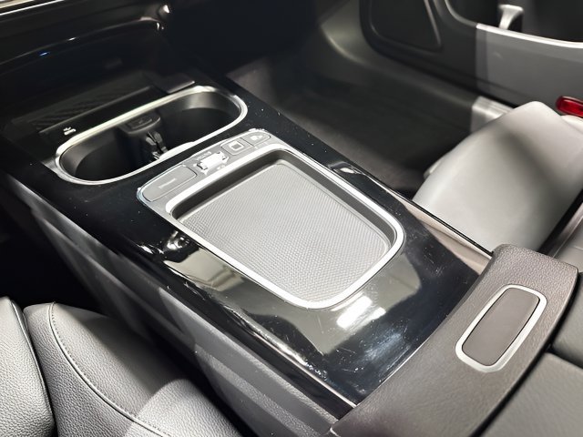 Used 2026 Mercedes-Benz CLA 250 4MATIC image 36