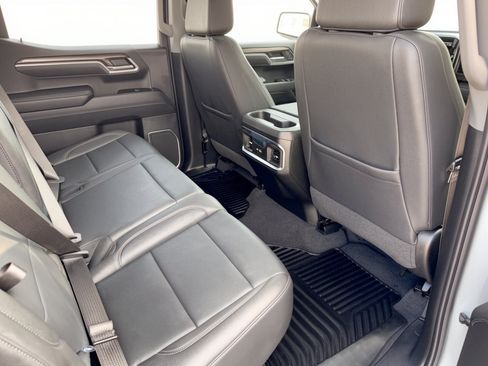 Certified 2025 Chevrolet Silverado 1500 LTZ RWD image 29